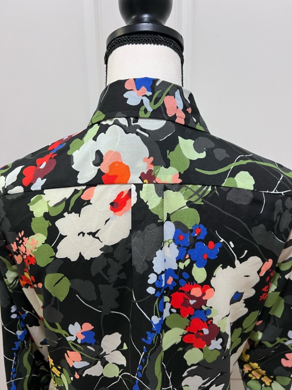 NWOT Banana Republic Dillon Shirt |  button down silky blouse sz S - Picture 6 of 9